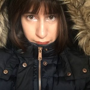 Meet your Posher, Mirtha